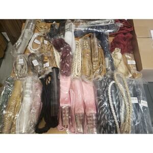 New Lot of 36 High End Designer Decorator Tassels & Window Drapery Tiebacks Ties